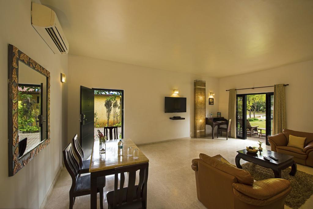 The Windflower Resort & Spa, Mysore Exteriör bild